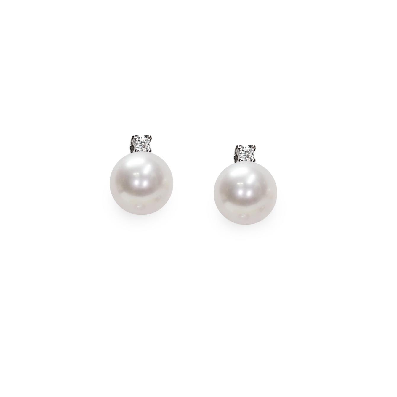 18kt white gold stud earrings with pearls and diamonds - MAYUMI ...